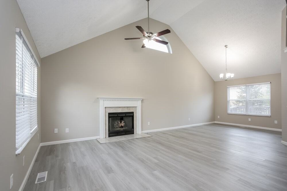 5673 Silver Spurs Ln - Photo 7 of 18