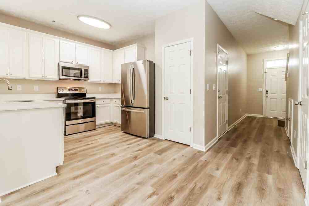 4399 Stone Gate Way - Photo 6 of 17
