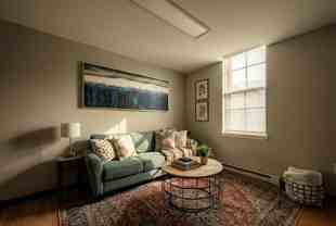 708 N Franklin St - Photo 1 of 1