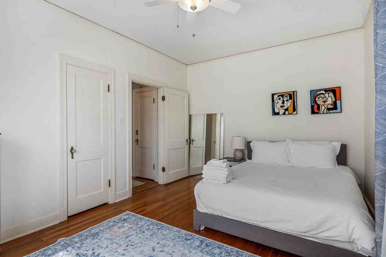 725 Holly St #1608468P - Photo 6 of 27