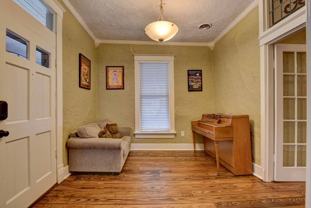 519 S Cox St - Photo 1 of 1