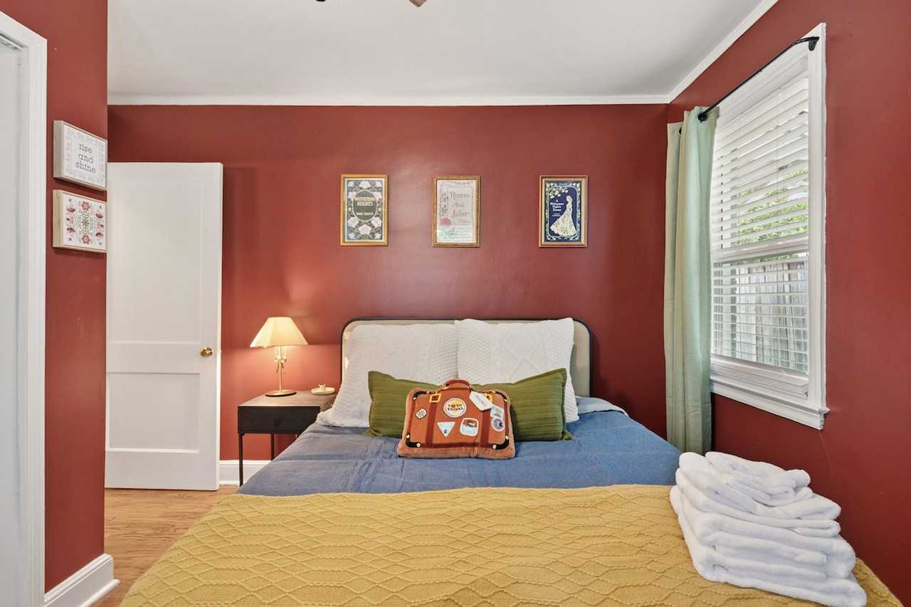 3548 Barwood Cir #1608474P - Photo 6 of 25