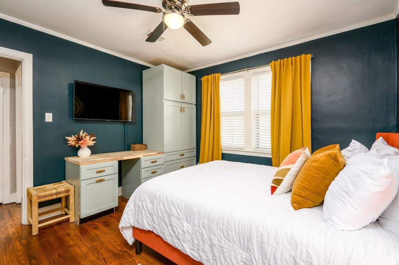3550 Barwood Cir #1608481P - Photo 4 of 16