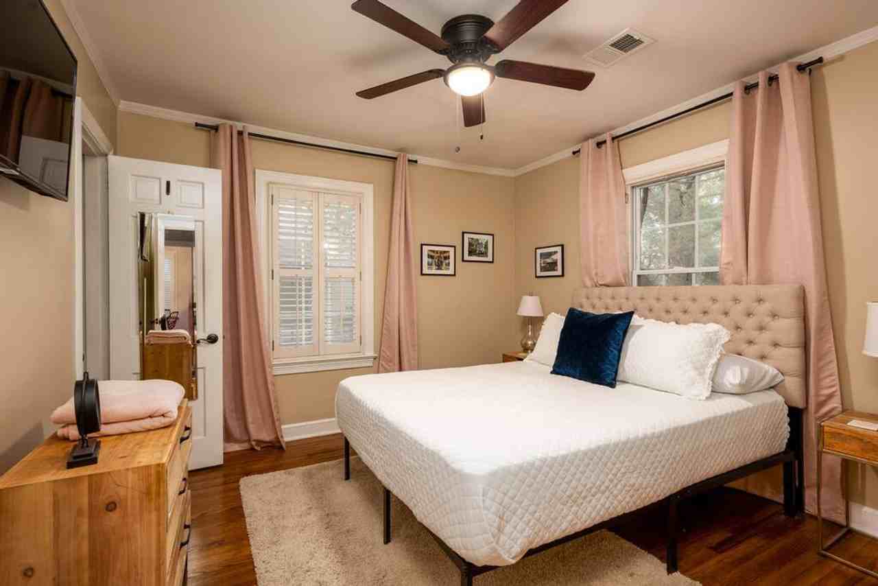 86 W Lafayette Cir #1608501P - Photo 5 of 17