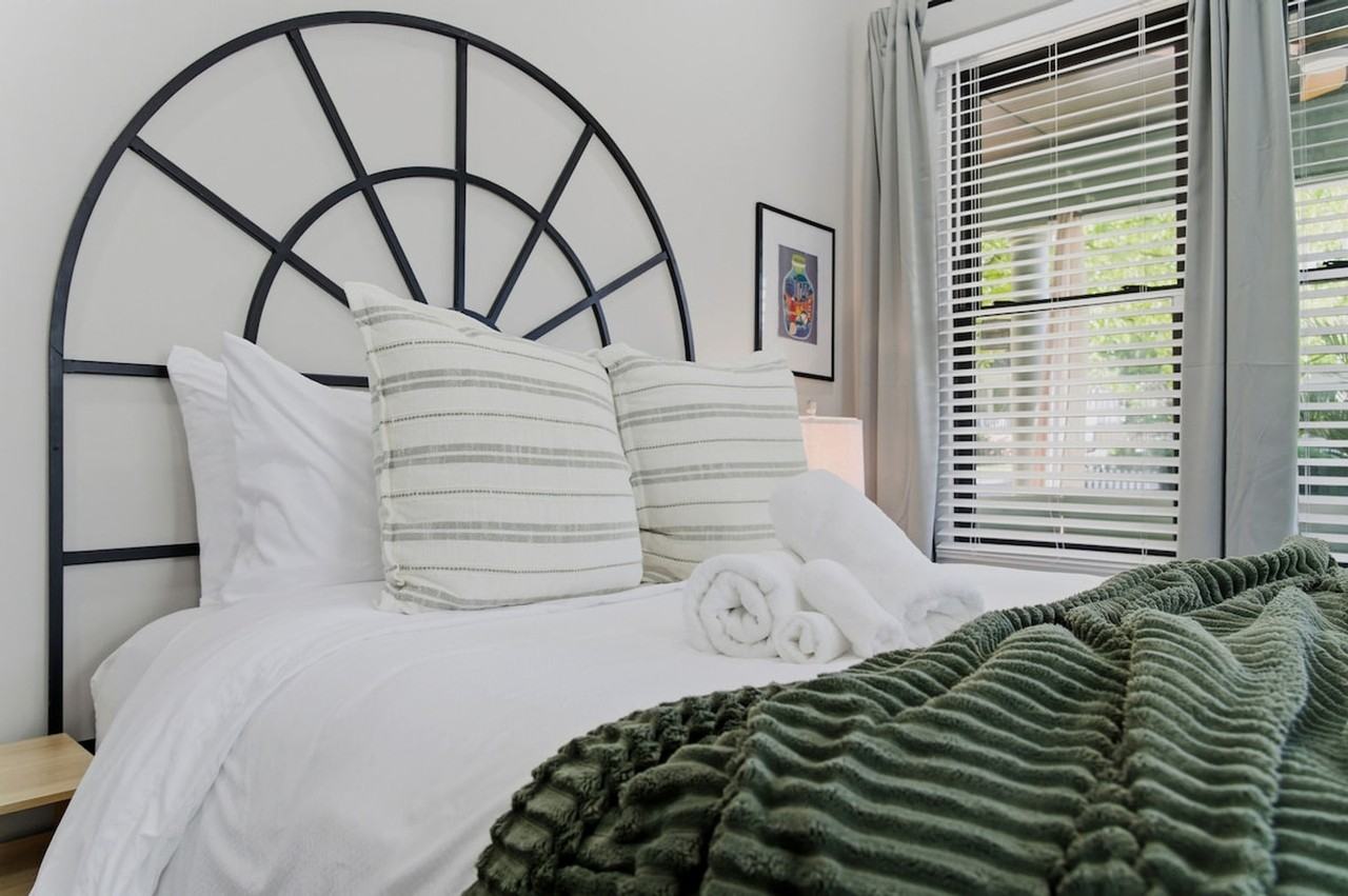 907 Beecher St Sw #1609591P - Photo 6 of 23