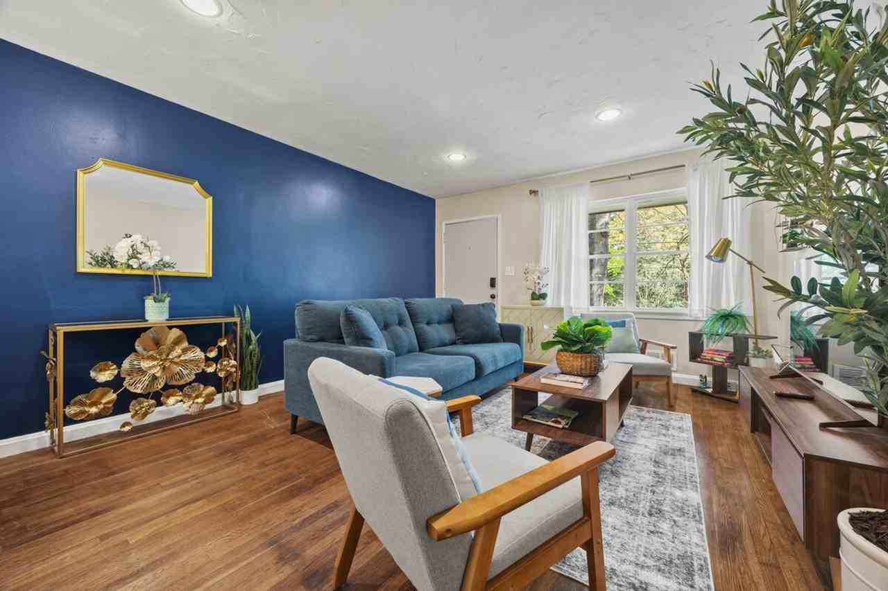 2160 Lenox Rd Ne #1609580P - Photo 2 of 26