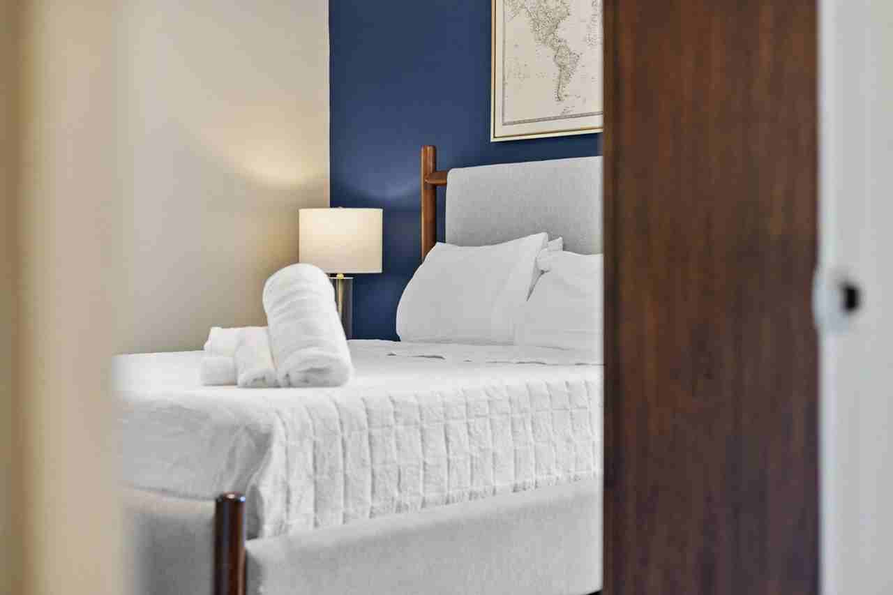 2160 Lenox Rd Ne #1609580P - Photo 6 of 26