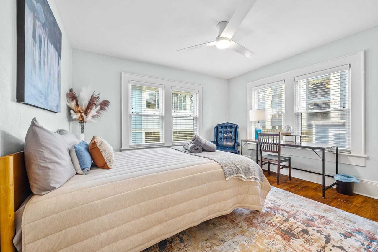 1146 Wade St Ne #1609578P - Photo 6 of 29