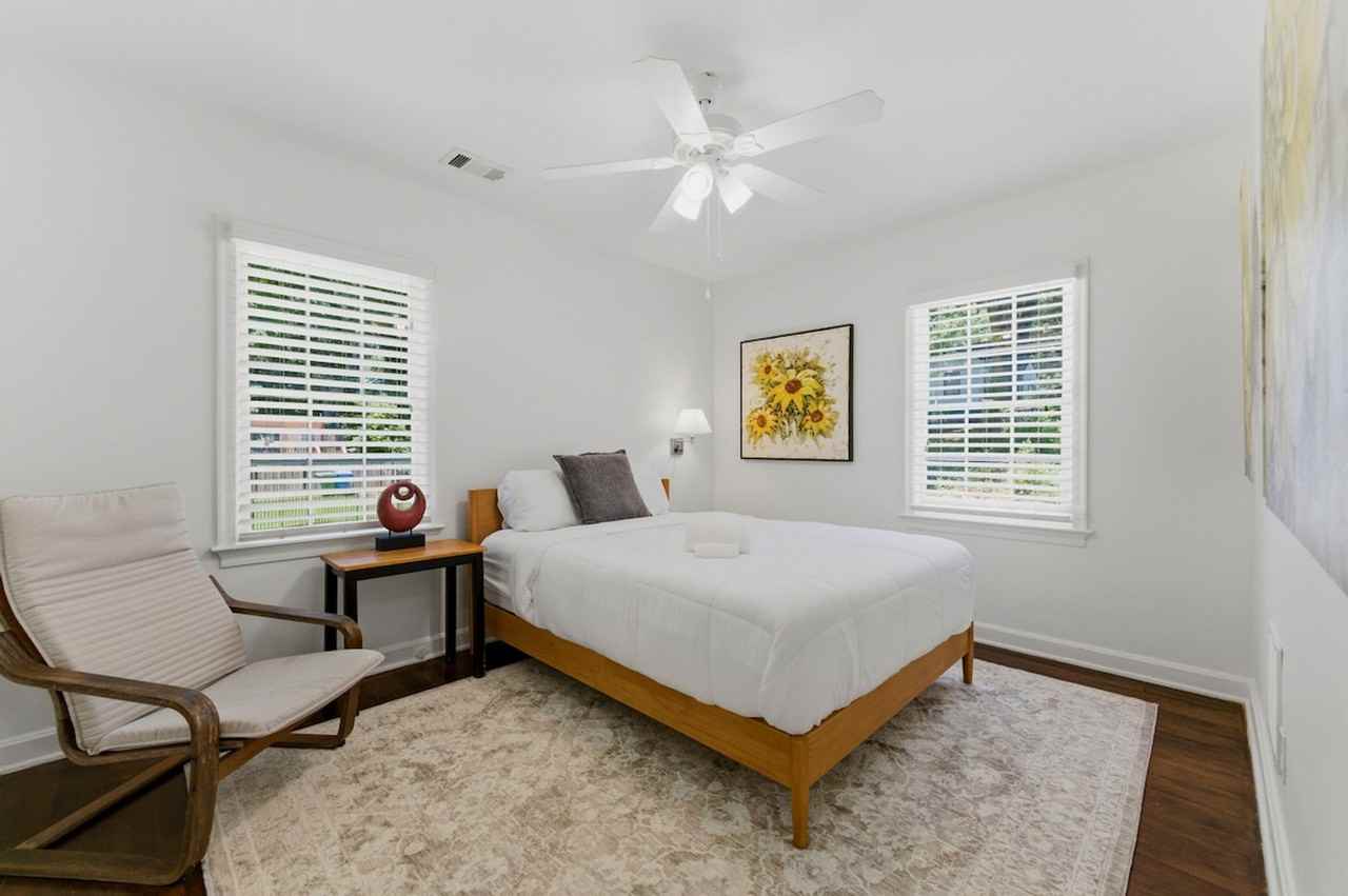 1624 Beatie Ave Sw #1609583P - Photo 3 of 23