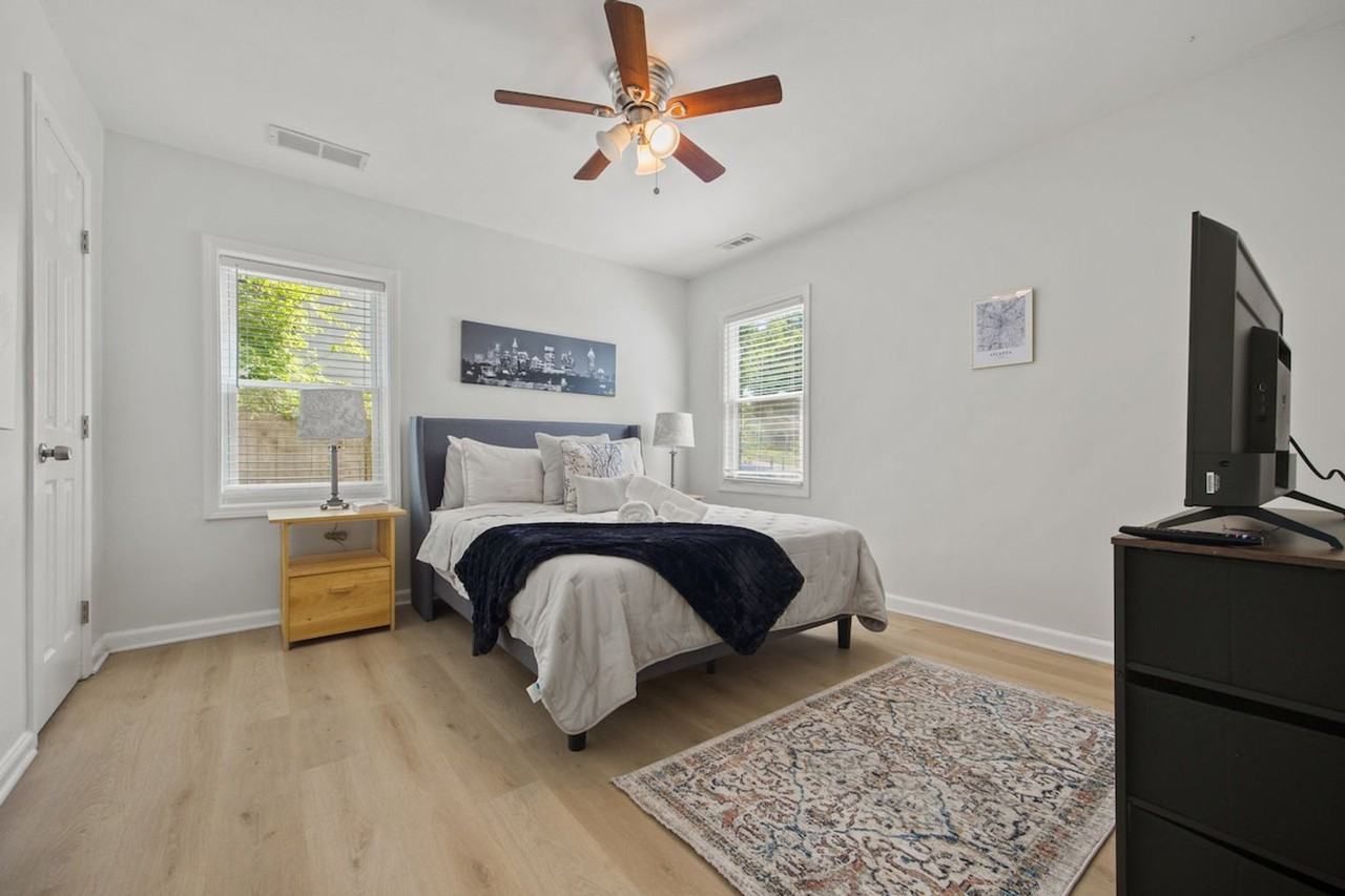 1346 Lorenzo Dr Sw #1609597P - Photo 5 of 24