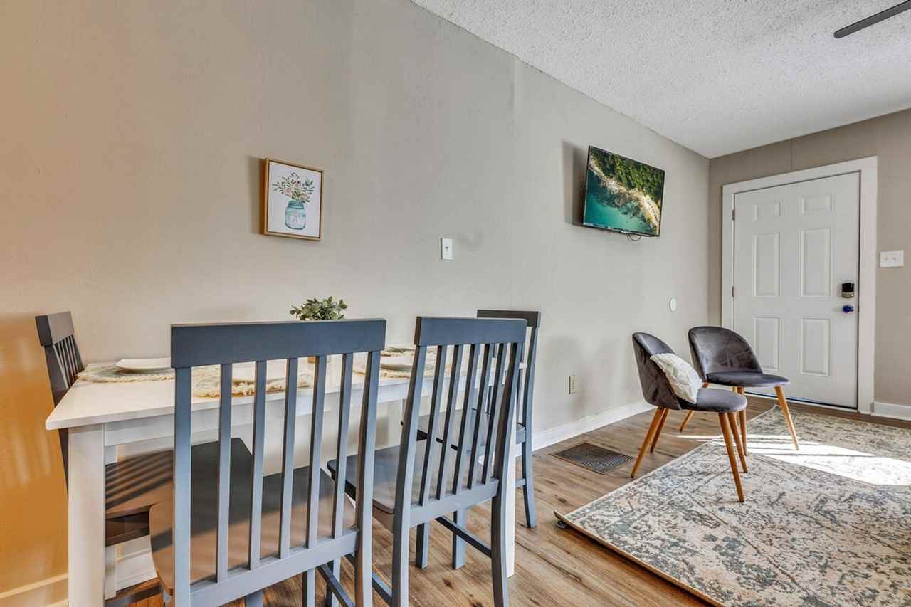 1329 Walker Ave #1609612P - Photo 7 of 15