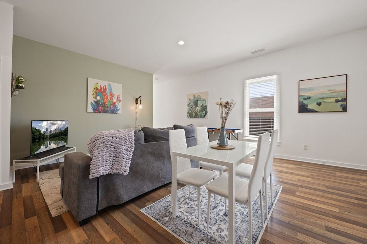 906 Allene Ave Sw #1609628P - Photo 4 of 27