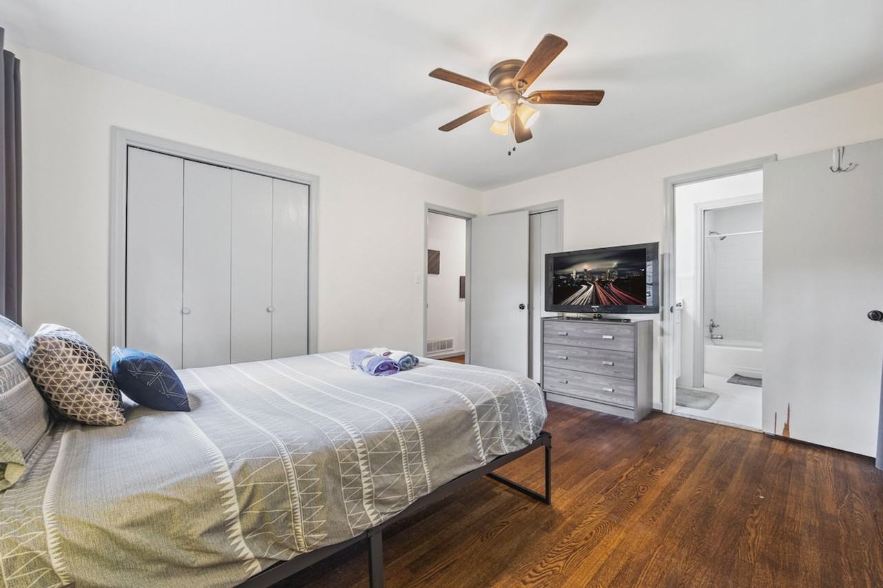 2523 Ben Hill Rd #1609632P - Photo 5 of 17