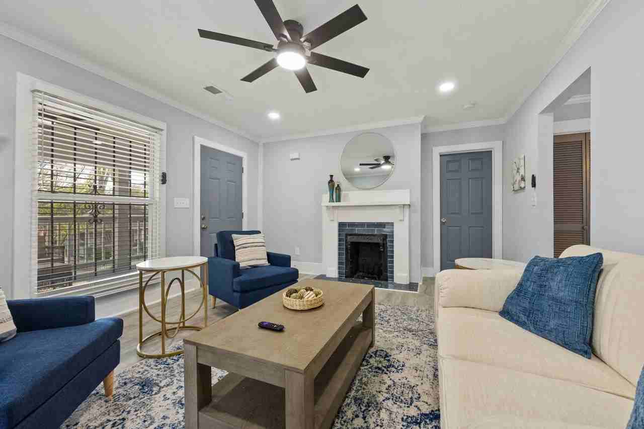905 Beecher St Sw #1609604P - Photo 2 of 31