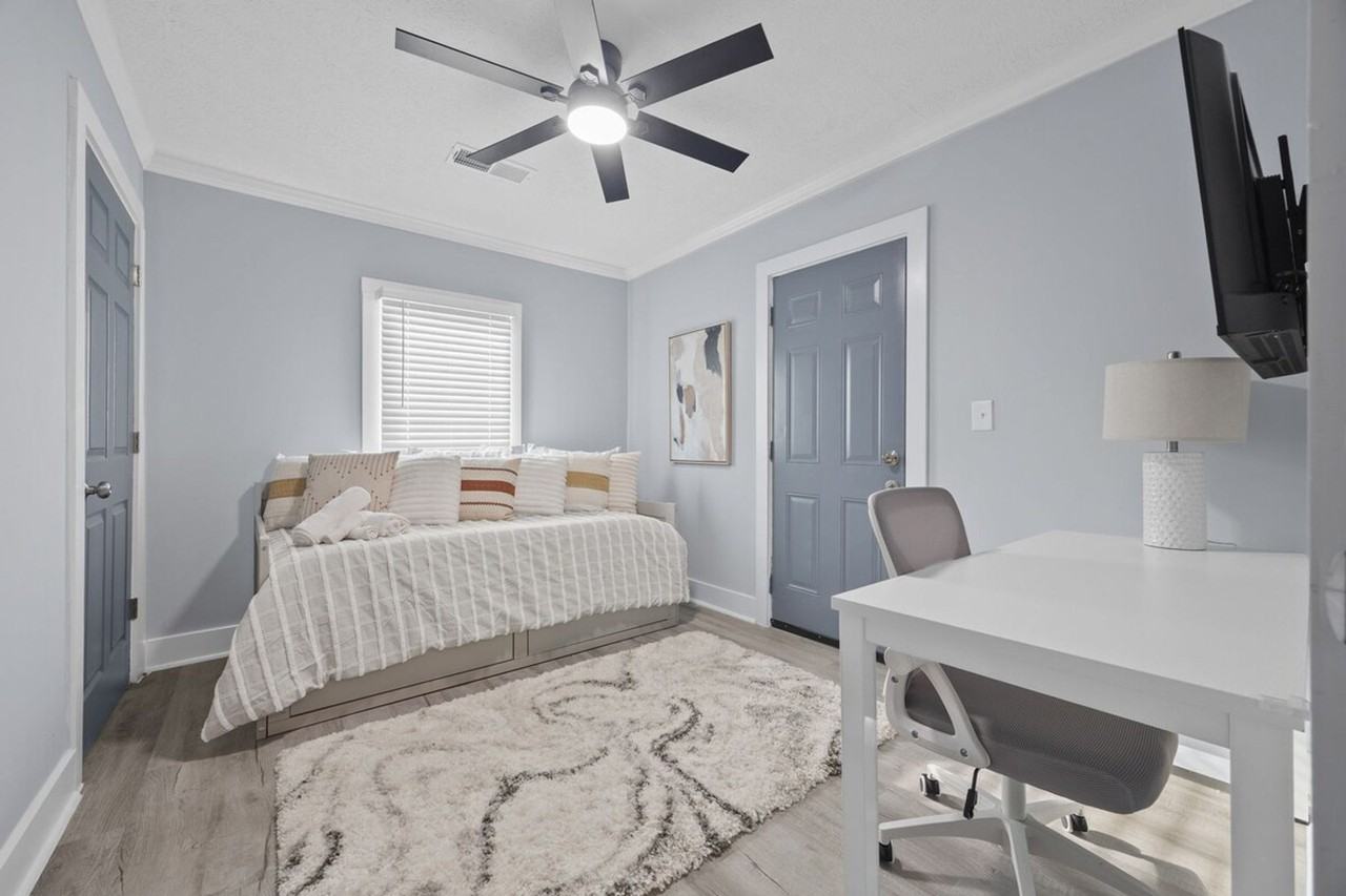 905 Beecher St Sw #1609604P - Photo 7 of 31