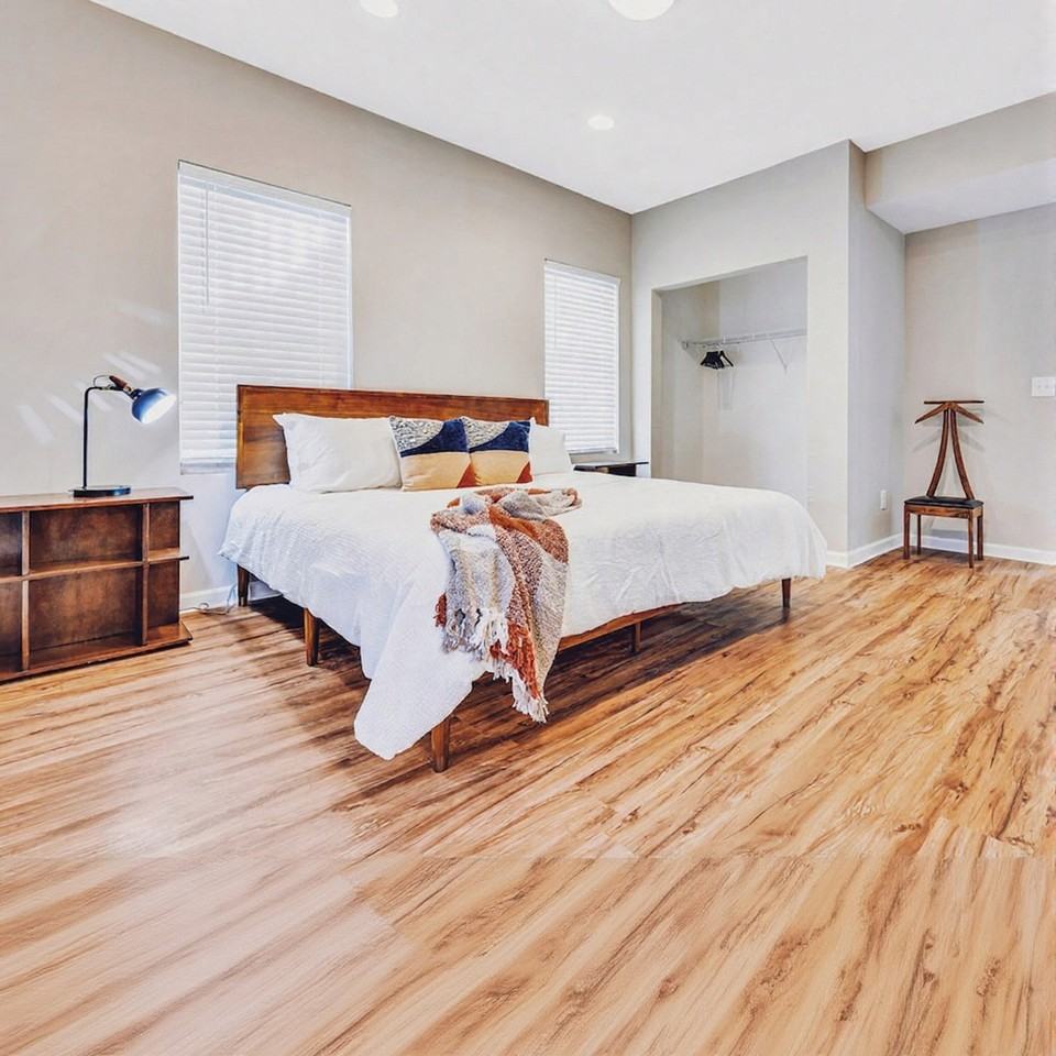 945 Palmetto Ave Sw #1609605P - Photo 7 of 49