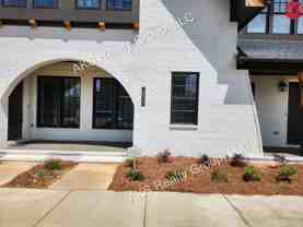 1034 Windsor Dr - Photo 1 of 1