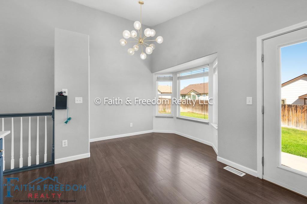 8354 Freestar Way - Photo 6 of 19