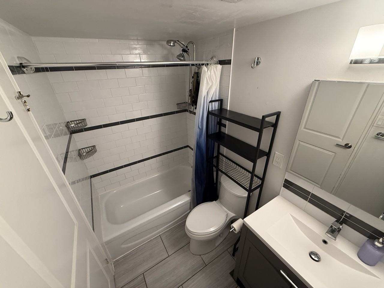 10 Martha Eaton Way - Photo 5 of 10