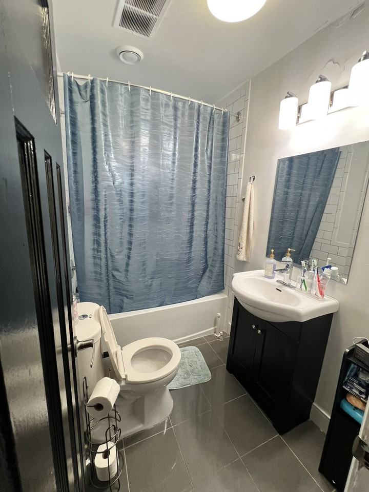 210 Wychwood Ave - Photo 6 of 6