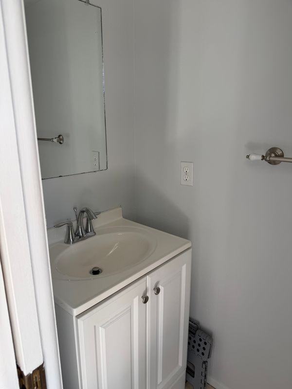 4641 Sw Santa Barbara Pl ##4 - Photo 3 of 17
