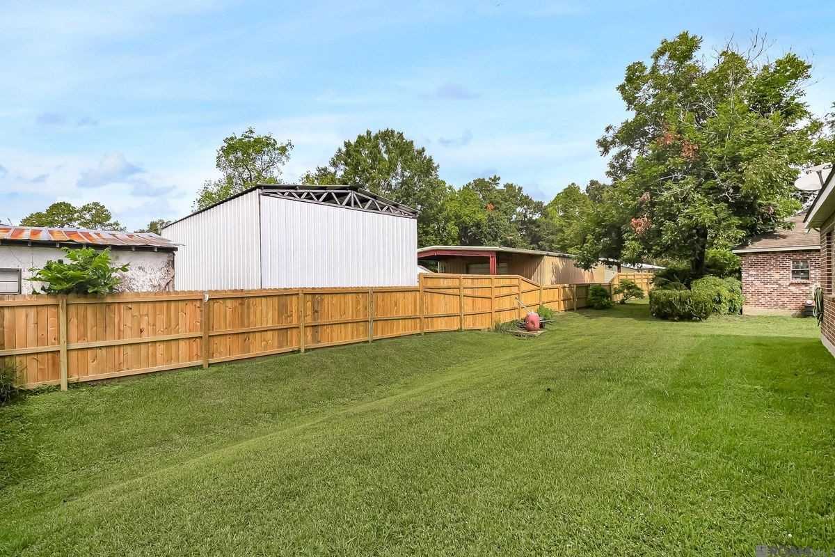 12467 Dutchtown Villa Dr - Photo 6 of 24