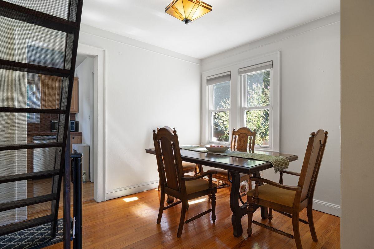 12 Ingersoll St - Photo 6 of 22