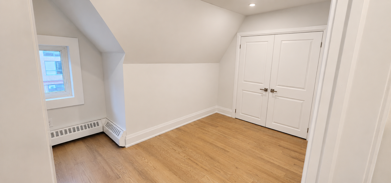188 Davenport Road #3B - Photo 5 of 7