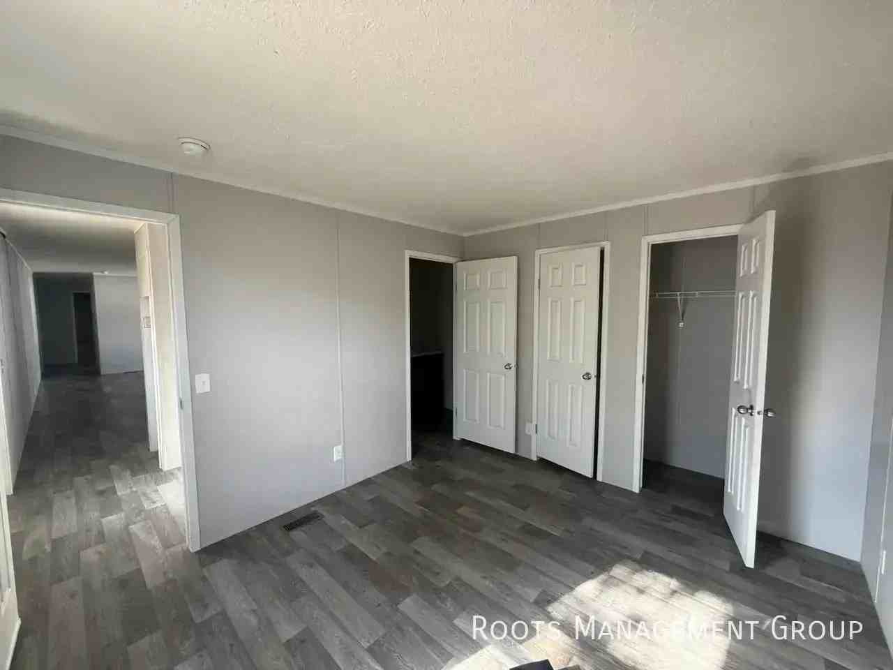 B6 Meadows Ct #B6 - Photo 5 of 12
