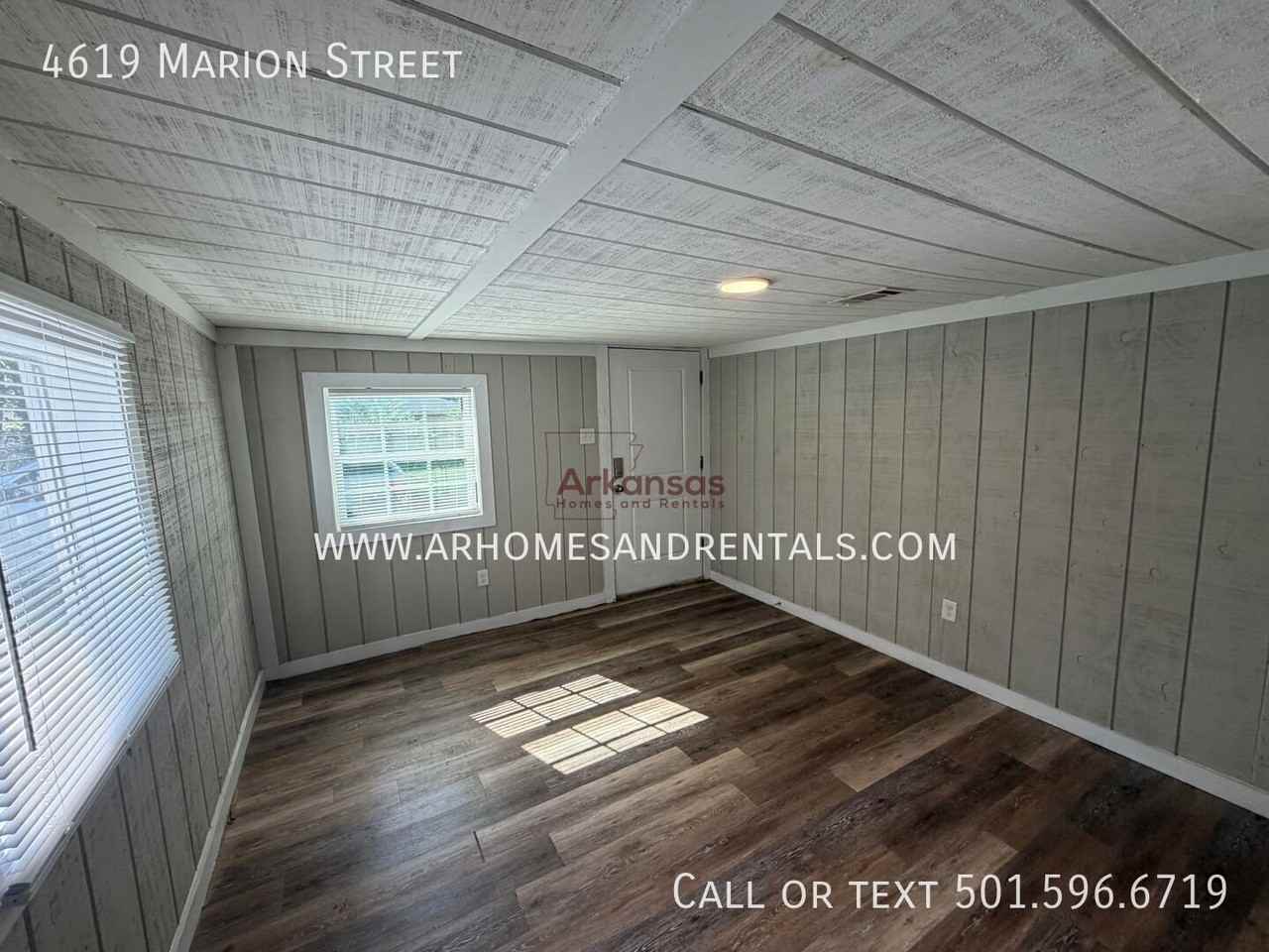 4619 Marion St - Photo 2 of 12