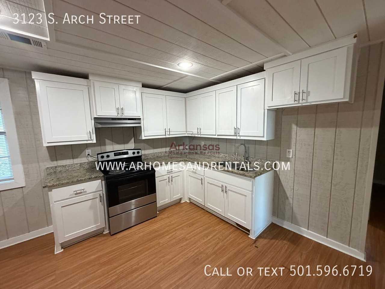 3123 S Arch St - Photo 5 of 18