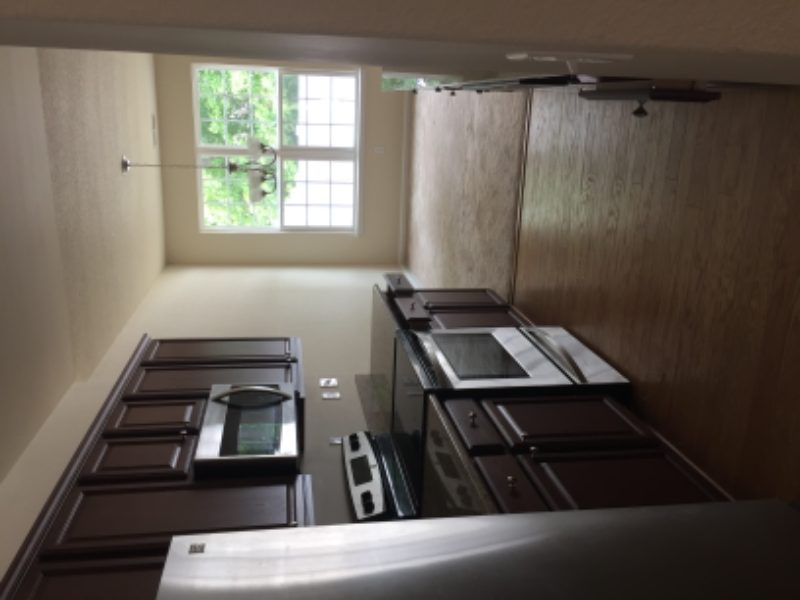111 Mount Vernon Ct - Photo 2 of 11