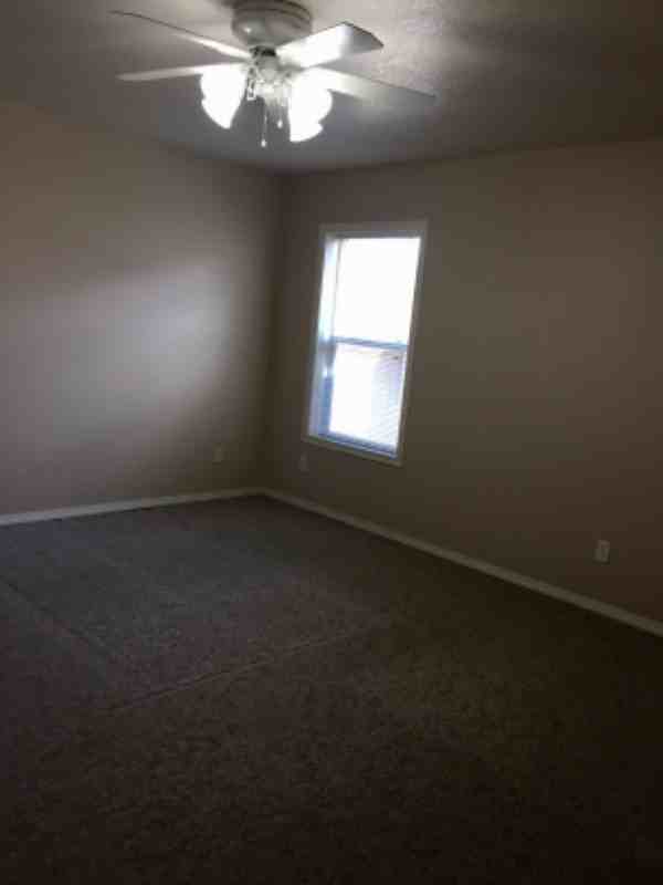 714 Monticello Ct - Photo 7 of 19