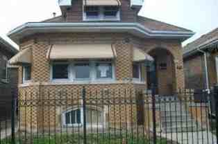 2740 N Menard Ave - Photo 1 of 1