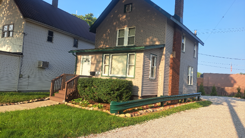 9000 N Broadway - Photo 2 of 50