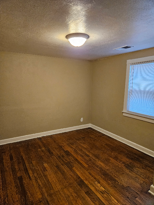 724 Weststreet #2 - Photo 5 of 6