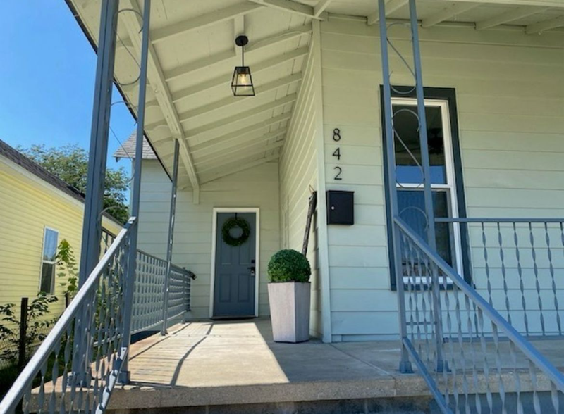 842 Werner Ave - Photo 4 of 19