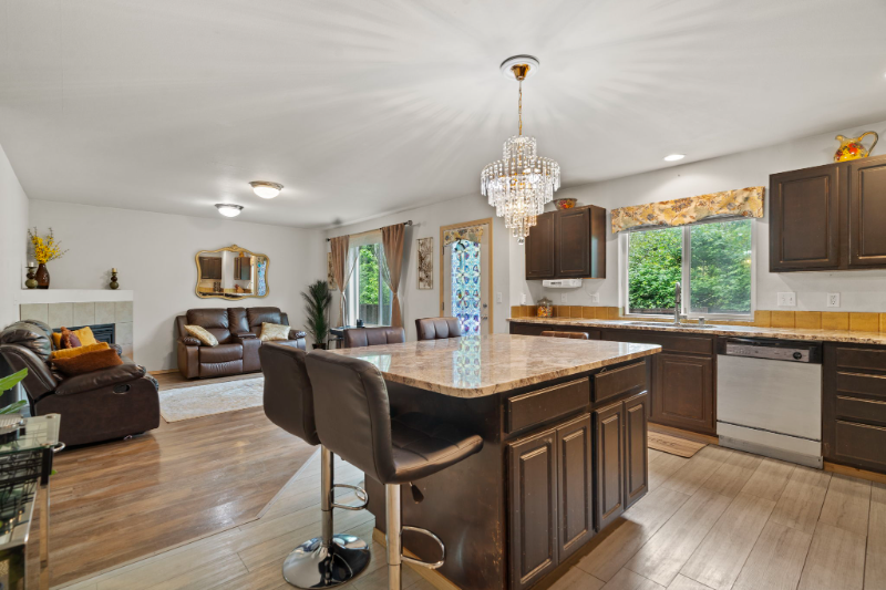 18206 80th Ave E - Photo 5 of 11
