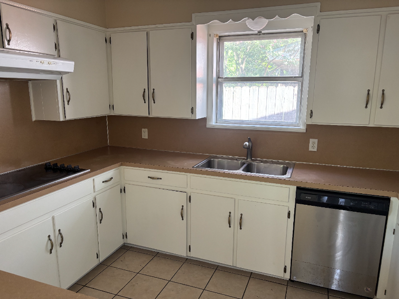1000 N 58th St - Photo 5 of 20