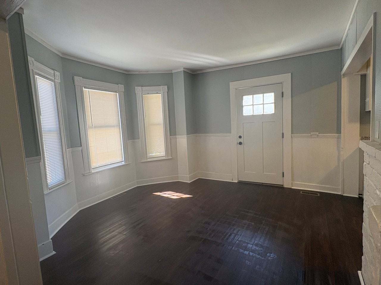 16 Fordway St - Photo 4 of 10