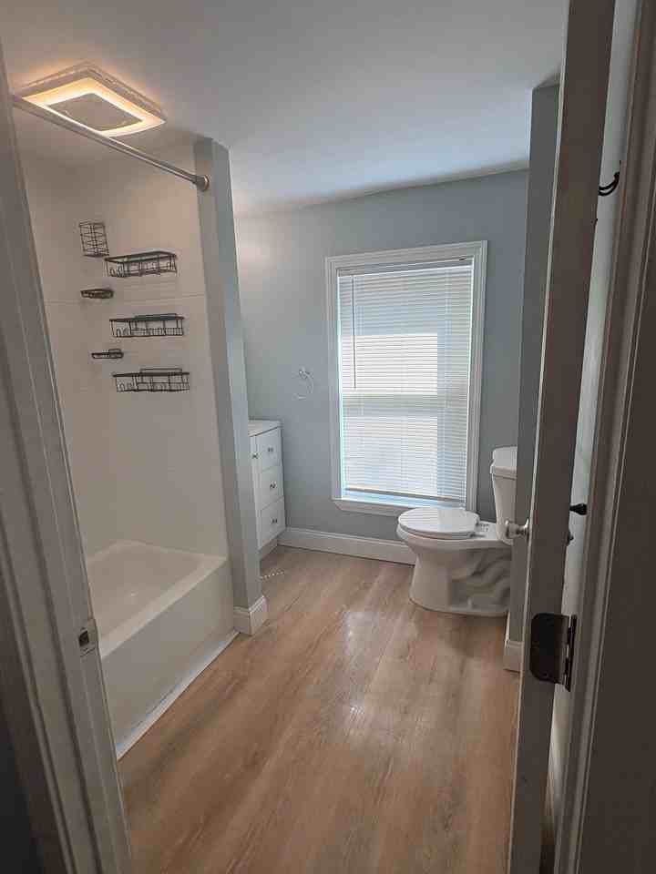 16 Fordway St - Photo 6 of 10