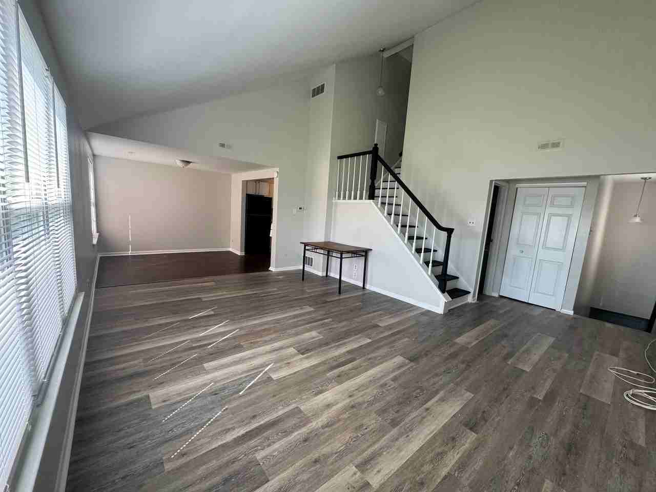 135 Chaucer Rd #B - Photo 2 of 15