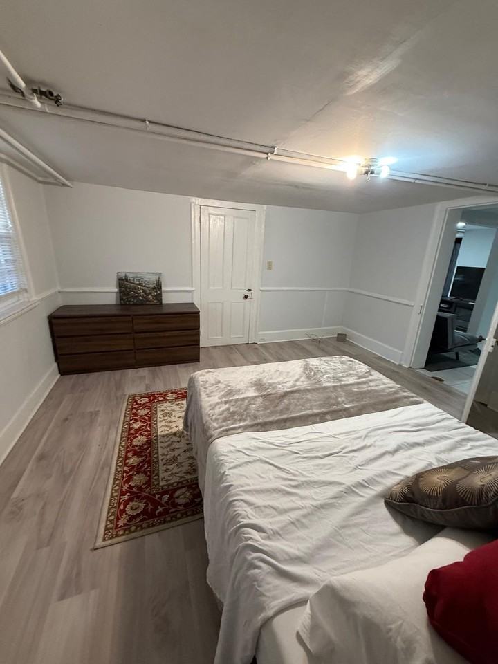 53 Carman St Ground Floor #GL - Photo 2 of 16