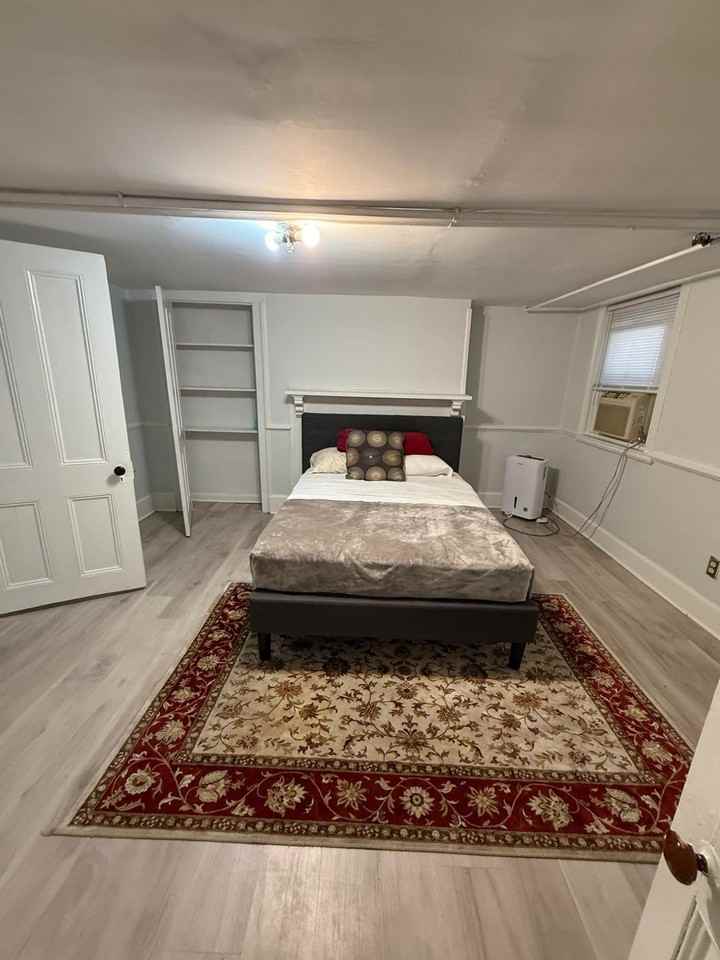 53 Carman St Ground Floor #GL - Photo 3 of 16