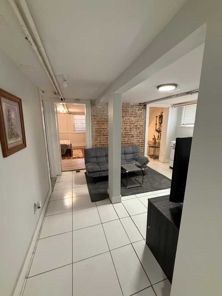 53 Carman St Ground Floor #GL - Photo 6 of 16