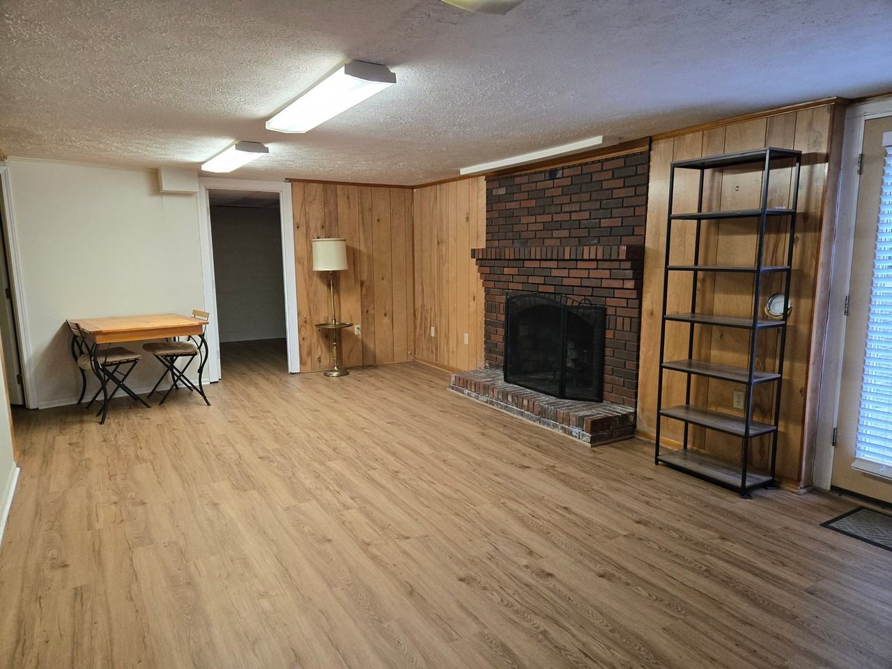 3339 Sanford Dr - Photo 2 of 12