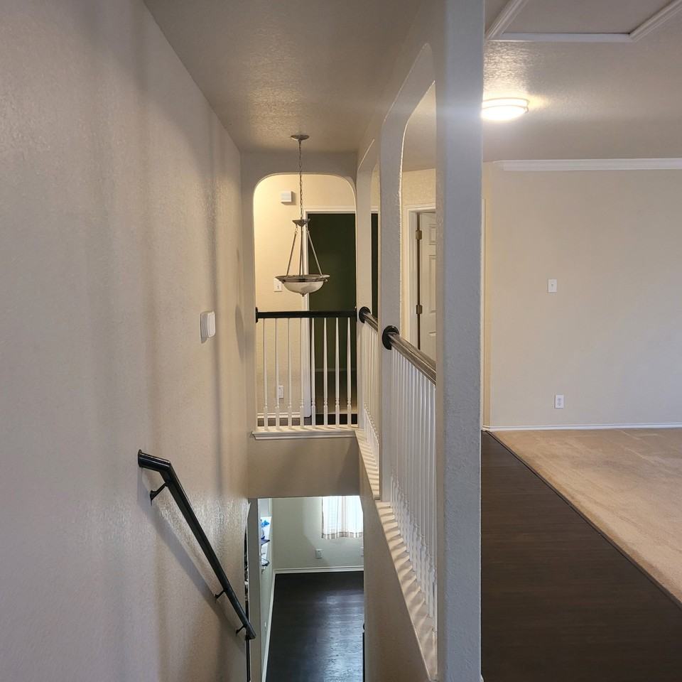 519 Erica - Photo 4 of 8