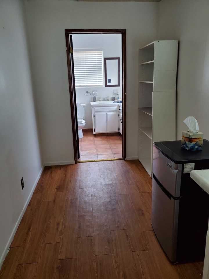 9140 Haddon Ave - Photo 6 of 14