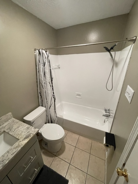 8506 Leake Ave #D - Photo 2 of 16