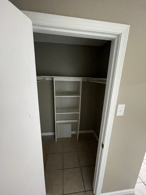 8506 Leake Ave #D - Photo 4 of 16